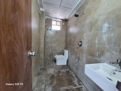 Bathroom Image of 1640 Sq.ft 3 BHK Apartment / Flat for rent in Argora Ranchi for Rs. 25000