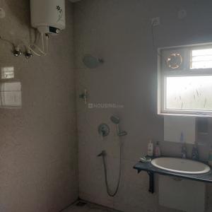 Bathroom Image of 3500 Sq.ft 4 BHK Villa for rent in Nagondapalli Hosur for Rs. 60000