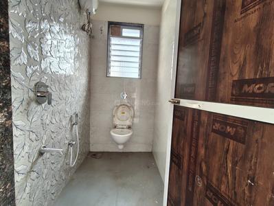 Bathroom Image of 1100 Sq.ft 2 BHK Apartment / Flat for sale in Shivalay, Kamothe Navi Mumbai for Rs. 10000000