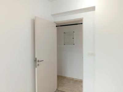 Bedroom Image of 1500 Sq.ft 3 BHK Apartment / Flat for rent in Hiranandani Rodas Enclave, Hiranandani Estate Thane for Rs. 83000