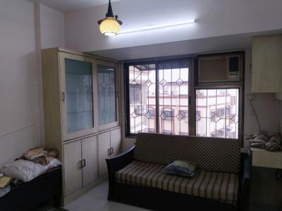 Bedroom Image of 2050 Sq.ft 3 BHK Apartment / Flat for sale in Kakad Mansion, Santacruz West Mumbai for Rs. 105000000