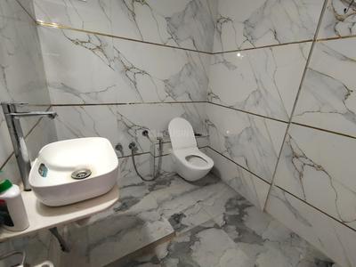 Bathroom Image of 1355 Sq.ft 3 BHK Independent House for sale in Khokhra Ahmedabad for Rs. 25000000