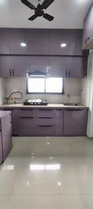 Kitchen Image of 1000 Sq.ft 2 BHK Apartment / Flat for rent in Signature Vrajdham 2, Ujala Circle Ahmedabad for Rs. 26000