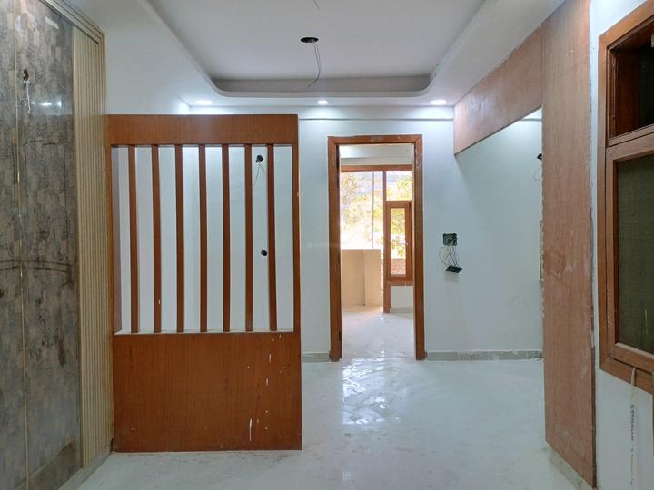 Sarfabad, Sector 73 Main Image 1