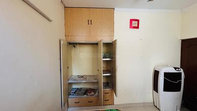 Bedroom Image of Tolet for girls in Sector 42, Chandigarh