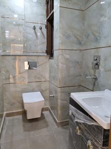 Common Bathroom Image of 1025 Sq.ft 3 BHK Apartment / Flat for sale in Bharat Vihar New Delhi for Rs. 9000000