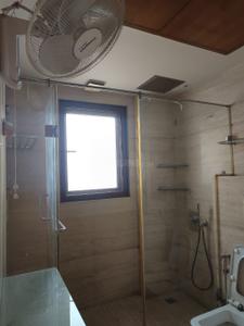 Bathroom Image of 4500 Sq.ft 4 BHK Builder Floor for rent in Panchsheel Park New Delhi for Rs. 275000