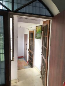 Balcony Image of 700 Sq.ft 2 BHK Apartment / Flat for rent in Qaiserbagh Lucknow for Rs. 15000