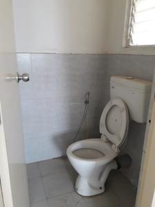 Common Bathroom Image of 600 Sq.ft 1 BHK Apartment / Flat for sale in Jagatpur Ahmedabad for Rs. 3650000