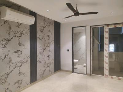 Bedroom Image of 1305 Sq.ft 3 BHK Builder Floor for sale in Green Field Colony Faridabad for Rs. 14800000