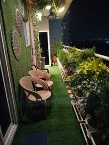 Balcony Image of 1730 Sq.ft 3 BHK Apartment / Flat for sale in Paramount Golfforeste Premium Apartments, Surajpur Greater Noida for Rs. 12000000