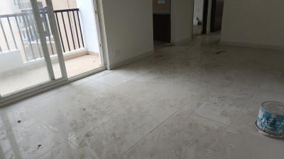 Living Room Image of 1350 Sq.ft 3 BHK Apartment / Flat for sale in Amrapali Heartbeat City IV, Sector 107 Noida for Rs. 14100000