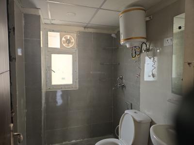 Image of 1350 Sq.ft 3 BHK Apartment / Flat for sale in Amrapali Heartbeat City IV, Sector 107, Noida for Rs. 14500000