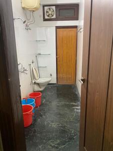 Bathroom Image of 1200 Sq.ft 2 BHK Apartment / Flat for rent in Zoo Tiniali Guwahati for Rs. 35000