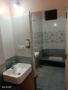 Bathroom Image of 500 Sq.ft 1 BHK Builder Floor for rent in Sukhliya Indore for Rs. 10000