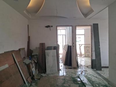 Living Room Image of 1550 Sq.ft 3 BHK Apartment / Flat for sale in Sector 110 Noida for Rs. 6800000