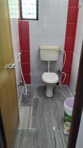 Bathroom Image of 350 Sq.ft 2 BHK Independent House for rent in Jai Prakash Nagar Patna for Rs. 10000