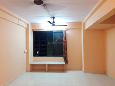 Hall Image of 350 Sq.ft 1 RK Apartment / Flat for rent in Kandivali West Mumbai for Rs. 18000