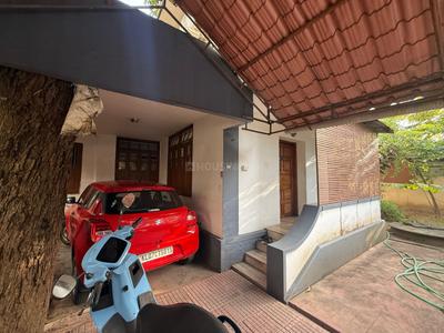 Image of 4622 Sq.ft Residential Plot / Land for sale in M.G. Road, Kochi for Rs. 74270000