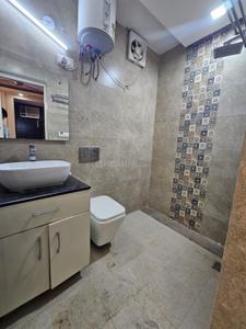 Bathroom Image of 2450 Sq.ft 3 BHK Builder Floor for rent in Sector 46 Gurgaon for Rs. 60000