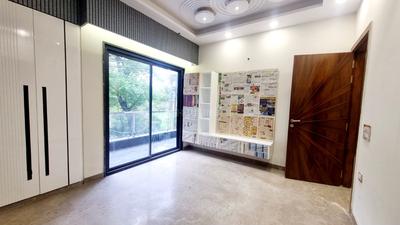 Bedroom Image of 1440 Sq.ft 3 BHK Builder Floor for sale in GTB Nagar New Delhi for Rs. 25000000