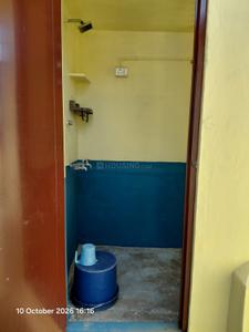 Bathroom Image of 400 Sq.ft 1 BHK Studio for rent in Maravaneri Salem for Rs. 7000