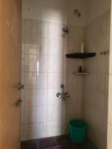 Common Bathroom Image of 1050 Sq.ft 2 BHK Apartment / Flat for rent in Kumar Priyadarshan, Pashan Pune for Rs. 29000