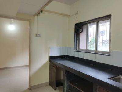 Kitchen Image of 360 Sq.ft 1 BHK Apartment / Flat for rent in Saptarshi Towers, Kandivali West Mumbai for Rs. 22000