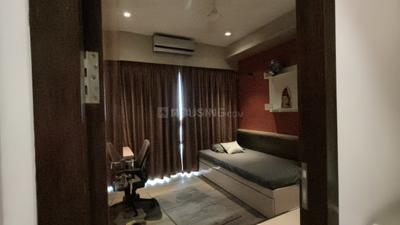 Bedroom Image of 964 Sq.ft 2 BHK Apartment / Flat for sale in Omkar Alta Monte, Malad East Mumbai for Rs. 28500000