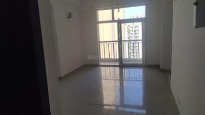 Living Room Image of 1000 Sq.ft 2.5 BHK Apartment / Flat for sale in Amrapali Zodiac, Sector 120 Noida for Rs. 9600000