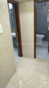 Bathroom Image of 1300 Sq.ft 3 BHK Apartment / Flat for sale in Cooperative Archana Apartment, Paschim Vihar New Delhi for Rs. 13500000