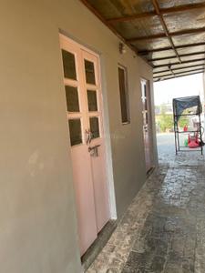 Balcony Image of 400 Sq.ft 1 RK Builder Floor for rent in Lajpat Nagar New Delhi for Rs. 15000