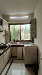 Kitchen Image of 900 Sq.ft 2 BHK Apartment / Flat for rent in Khar West Mumbai for Rs. 109000