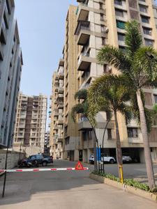 Image of 1050 Sq.ft 2 BHK Apartment / Flat for rent in Kalpataru Nagar, Nashik for Rs. 19000