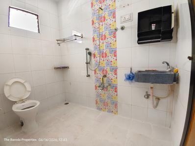Image of 1600 Sq.ft 3 BHK Apartment / Flat for sale in Waghodia Road, Vadodara for Rs. 5500000