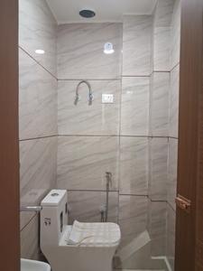 Common Bathroom Image of 750 Sq.ft 3 BHK Builder Floor for rent in Hastsal New Delhi for Rs. 30000