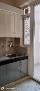 Kitchen Image of 1500 Sq.ft 3 BHK Apartment / Flat for rent in Shalimar Garden Ghaziabad for Rs. 26000