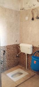Bathroom Image of 700 Sq.ft 2 BHK Apartment / Flat for sale in Jagrati Vihar Meerut for Rs. 2900000