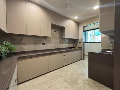 Kitchen Image of 1500 Sq.ft 3 BHK Apartment / Flat for sale in Andheri West Mumbai for Rs. 49500000
