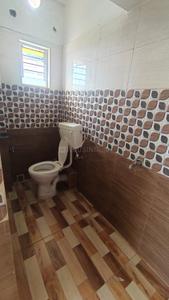 Image of 1365 Sq.ft 3 BHK Apartment / Flat for rent in Chinar Park, Kolkata for Rs. 18500