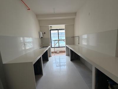 Kitchen Image of 2000 Sq.ft 4 BHK Apartment / Flat for sale in Kalpataru Magnus, Bandra East Mumbai for Rs. 105000000