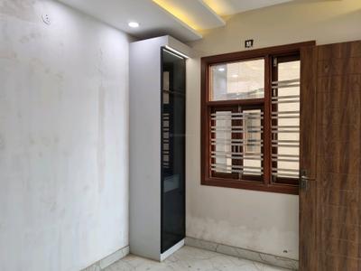 Bedroom Image of 750 Sq.ft 3 BHK Apartment / Flat for sale in Hans Builders Floor, Razapur Khurd New Delhi for Rs. 4800000