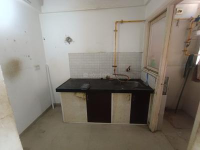 Kitchen Image of 646 Sq.ft 1 BHK Apartment / Flat for rent in Applewoods Satyesh Residency, Shela Ahmedabad for Rs. 12000