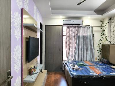 Bedroom Image of 1500 Sq.ft 2 BHK Builder Floor for rent in Sector 69 Gurgaon for Rs. 30000