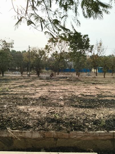 JR Gardens Main Image 1