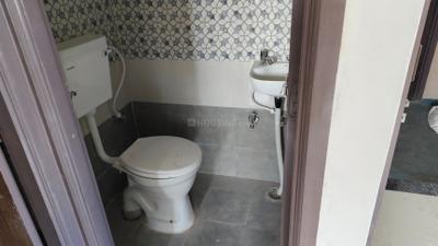 Bathroom Image of 470 Sq.ft 1 BHK Apartment / Flat for rent in Govind Shivlok Heights, Bhatagaon Raipur for Rs. 9500