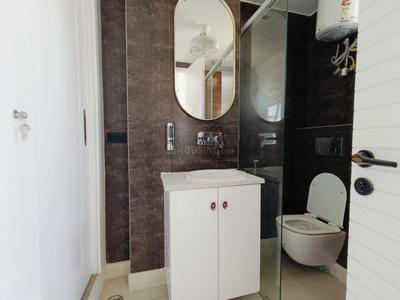 Bathroom Image of 2000 Sq.ft 3 BHK Builder Floor for rent in Karkardooma New Delhi for Rs. 51500