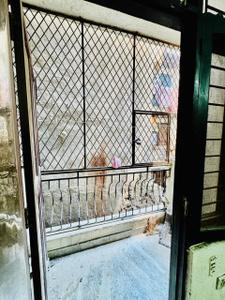 Balcony Image of 500 Sq.ft 1 BHK Builder Floor for rent in Maidan Garhi New Delhi for Rs. 13000
