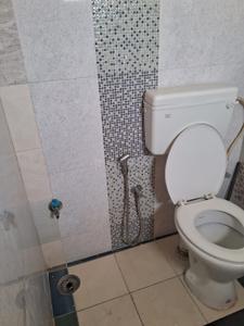 Bathroom Image of 150 Sq.ft 1 RK Penthouse for rent in Banaswadi Bengaluru for Rs. 10000