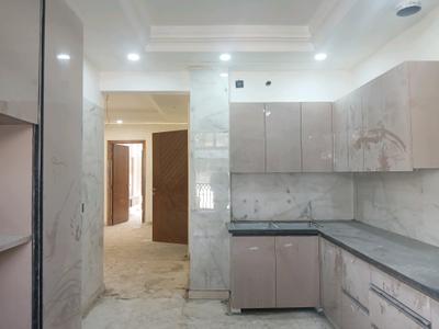 Kitchen Image of 1800 Sq.ft 3 BHK Builder Floor for sale in Mansarover Garden New Delhi for Rs. 44500000